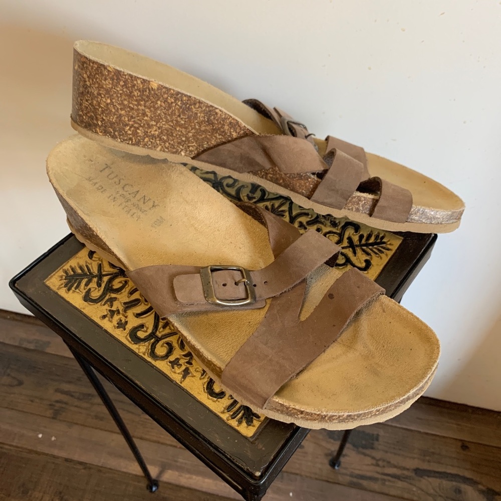 Wedge slide, Tuscany easy street, made in Italy.